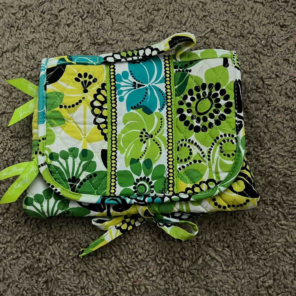 Vera Bradley cosmetic organization
